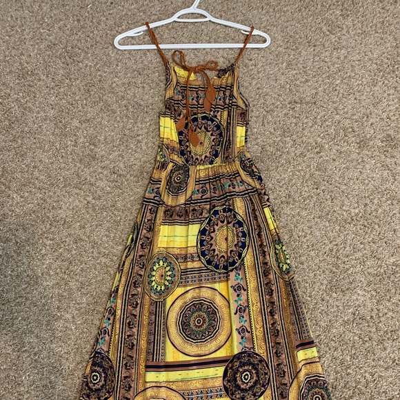 Dress - Picture 1 of 2